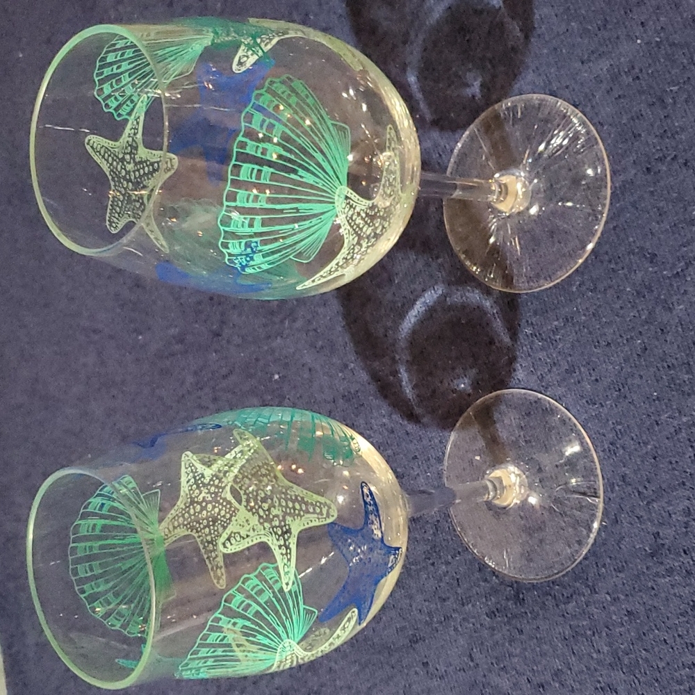 Plastic stemmed wine glasses